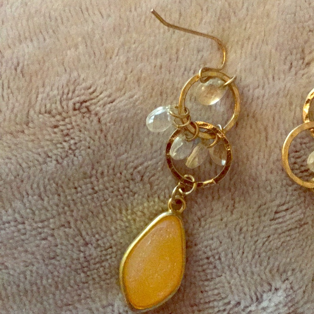 Druzy stone dangly earrings